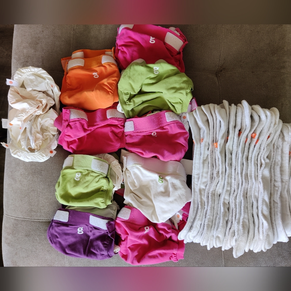 9 G diapers / gdiapers large and medium with 25 inserts